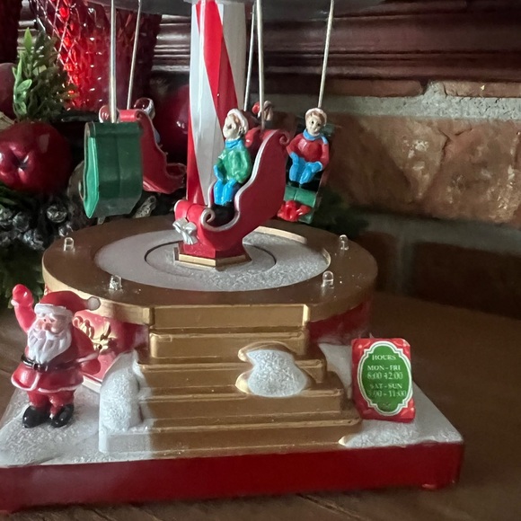 Vintage Santa Merry Go Round Musical Carousel‼️FINAL SALE - Picture 6 of 6